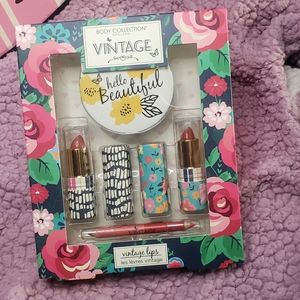 Vintage lips kit from Body collection